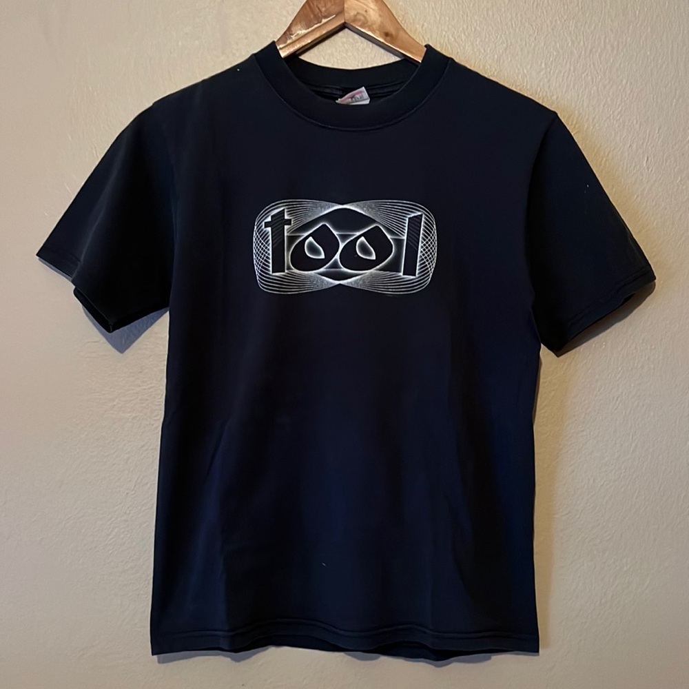 vintage 2002 Tool tee